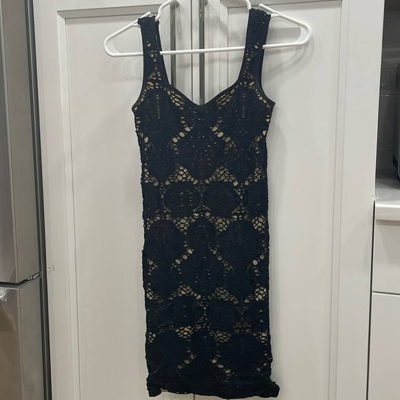 Black lace with new underlay. Stretchy/elastic material. Super comfortable. - Picture 1 of 4